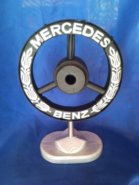Mercedes benz sign shoulder #6