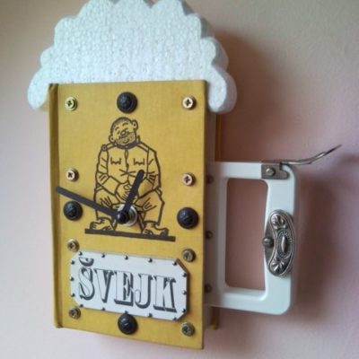 Good soldier Svejk novel book wall clock as a beer mug