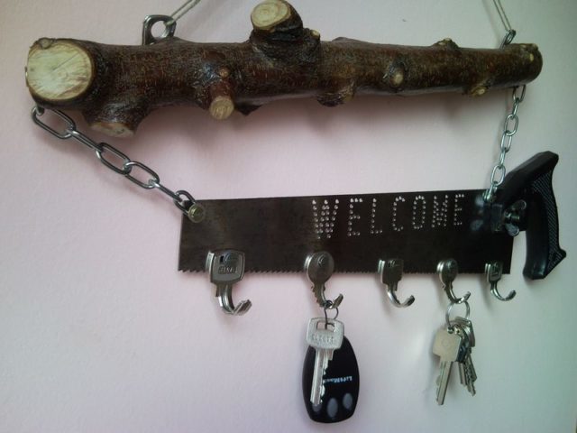 Upcycled Welcome Home key holder, organizer from pad saw