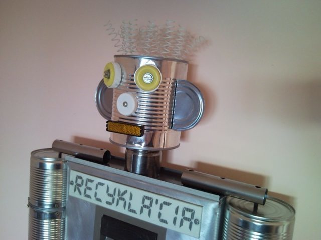 Recycled tin man can robot wall clock for children