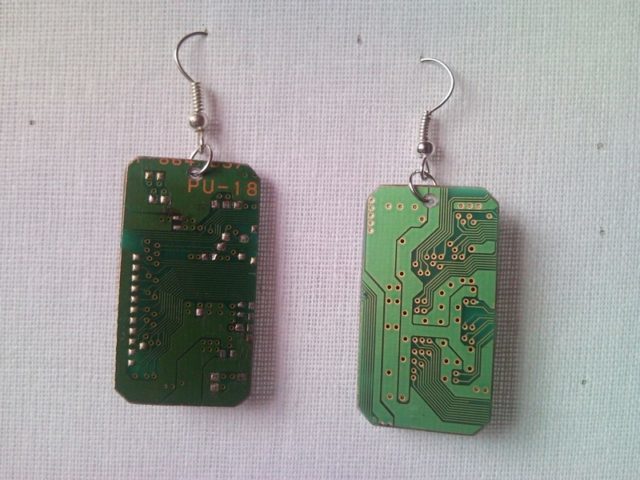 Recycled microchip PCB geek earrings with strass 4.